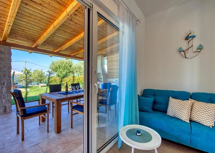 Вилла Cavatul Kraj (Zadar)