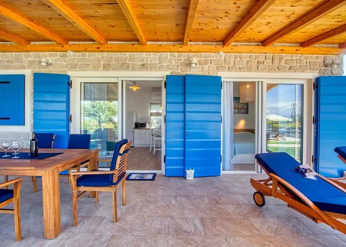 Вилла Cavatul Kraj (Zadar)