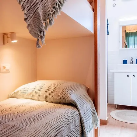 Cavatul Villa Kraj (Zadar)