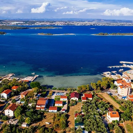 Cavatul Kraj (Zadar)