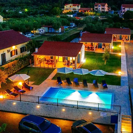 Cavatul Kraj (Zadar)